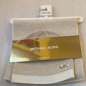 Michael Kors Beige and White Knit Set